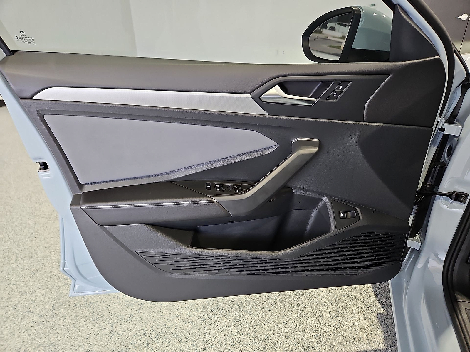2027 Volkswagen Jetta photo 15 of 22