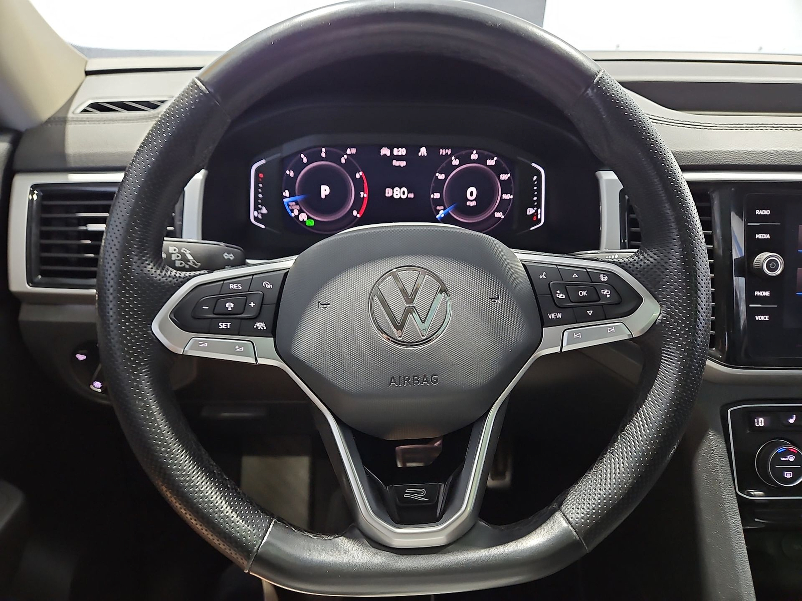 2023 Volkswagen Atlas photo 21 of 22