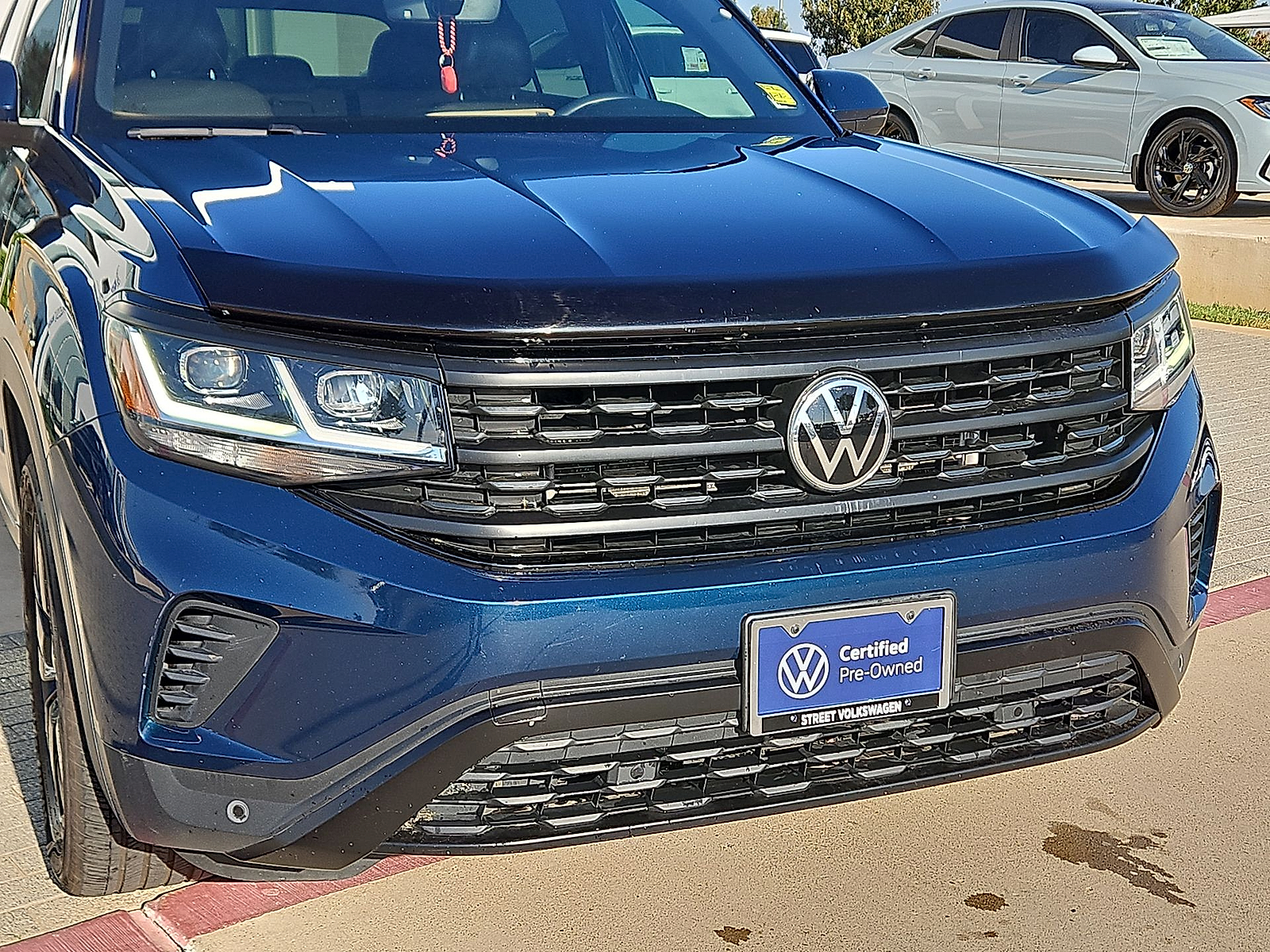 2022 Volkswagen Atlas Cross Sport 2.0T SE w/Technology Blue Metallic at Street VW of Amarillo