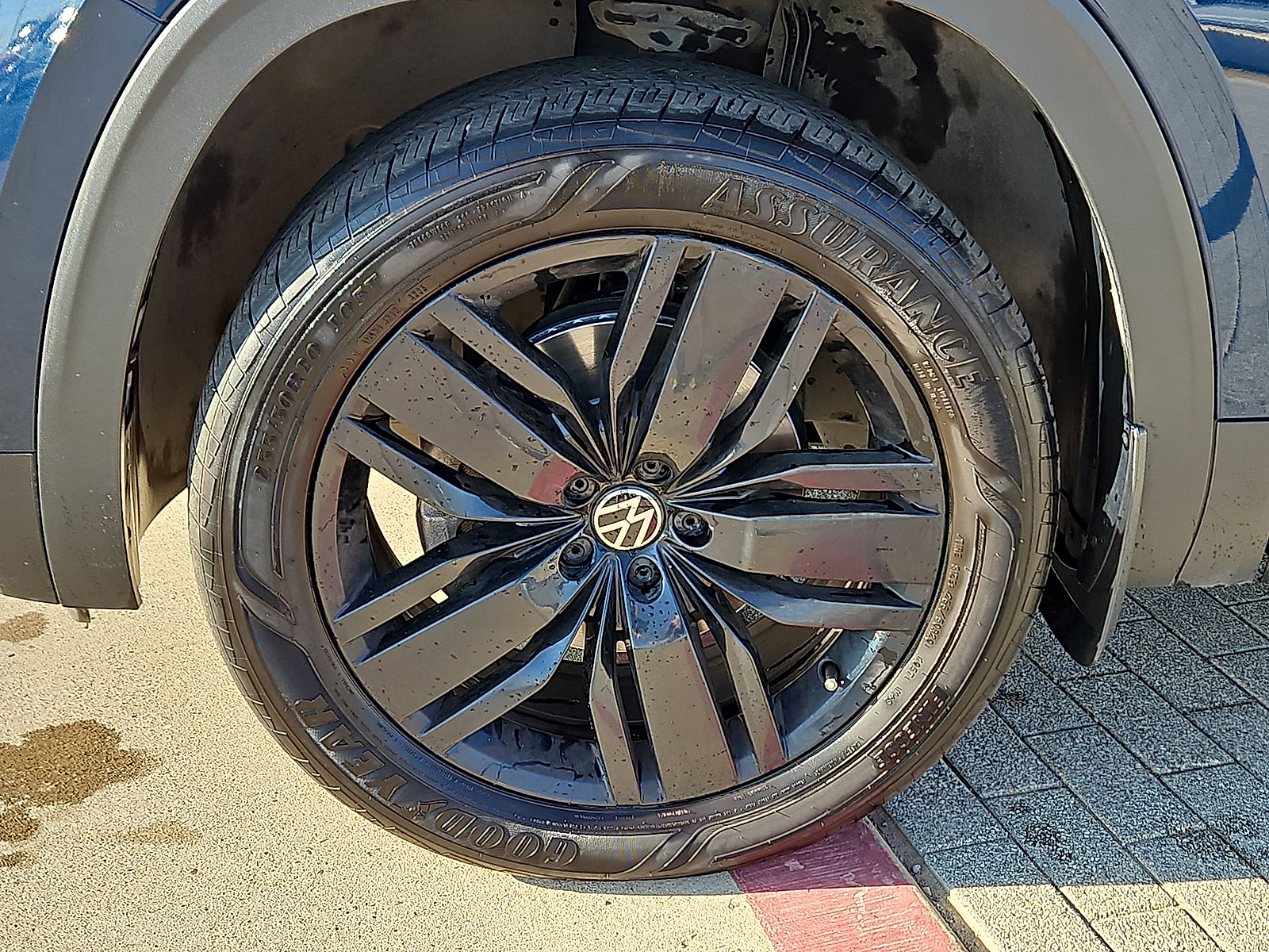 2022 Volkswagen Atlas Cross Sport 2.0T SE w/Technology Blue Metallic at Street VW of Amarillo