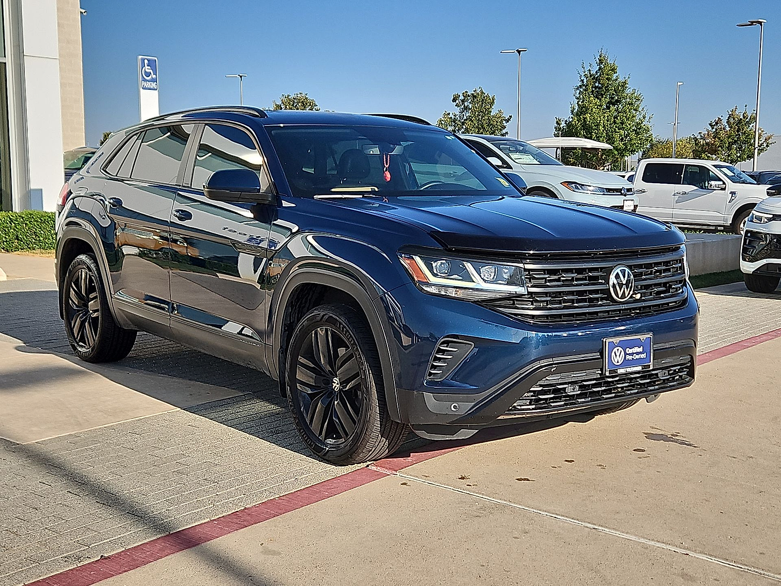 2022 Volkswagen Atlas Cross Sport 2.0T SE w/Technology Blue Metallic at Street VW of Amarillo