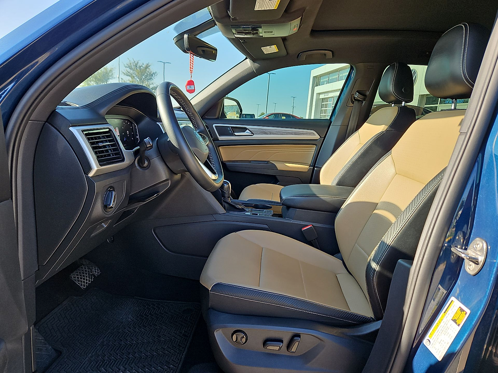 2022 Volkswagen Atlas Cross Sport 2.0T SE w/Technology Blue Metallic at Street VW of Amarillo