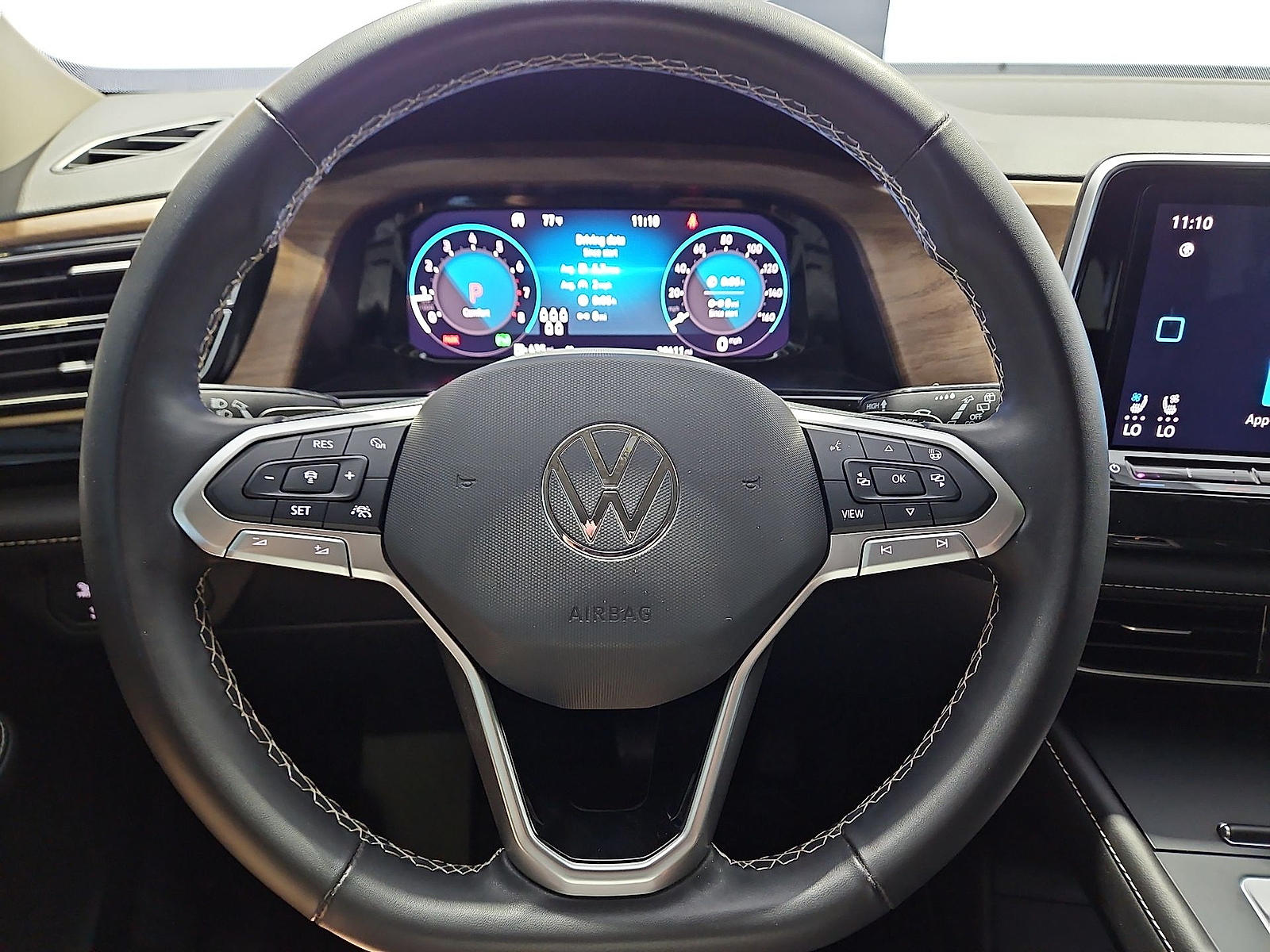 2024 Volkswagen Atlas 2.0T SE Deep Black at Bobby Duby Motors