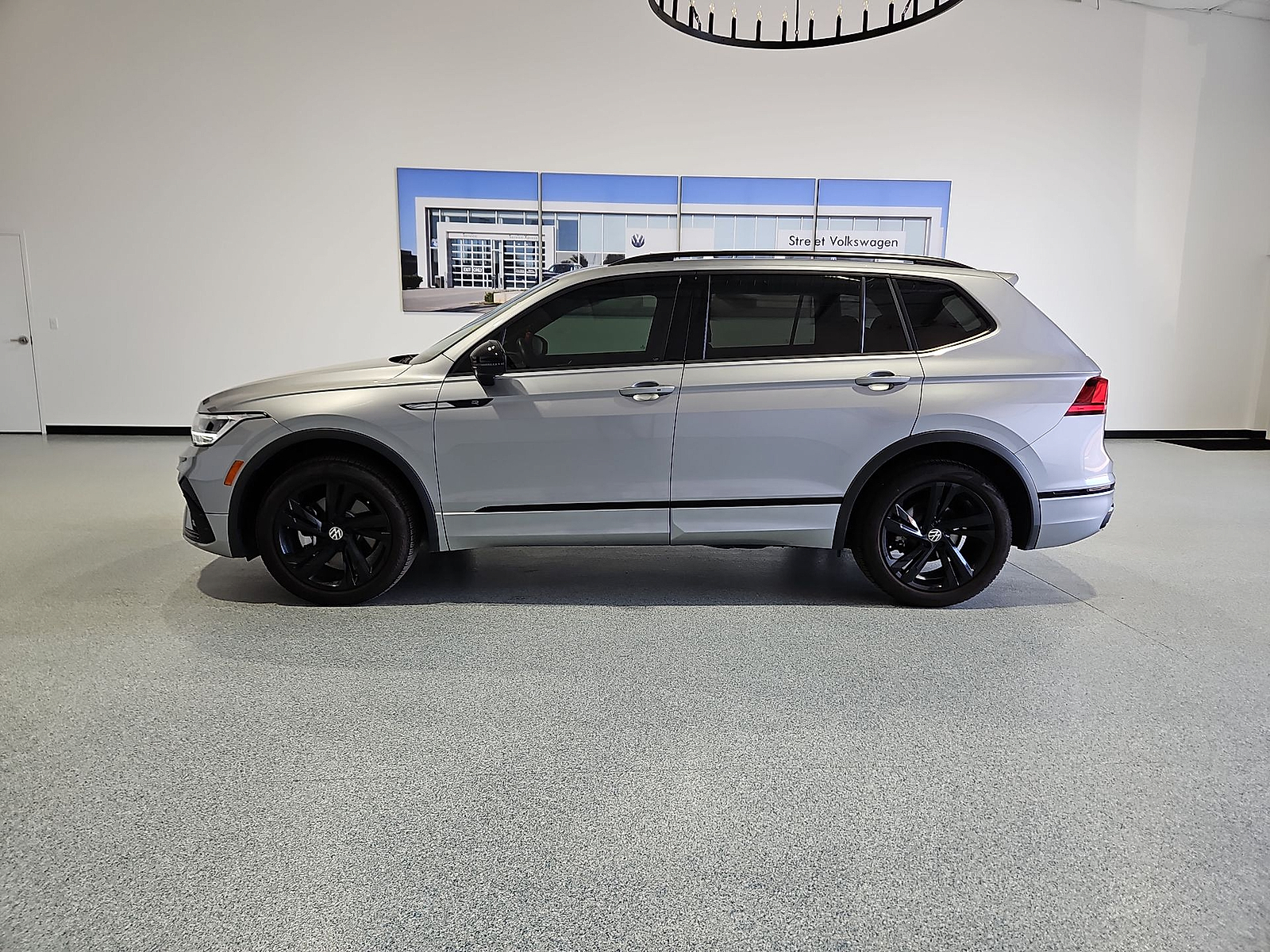 2024 Volkswagen Tiguan 2.0T SE R-Line Black Silver Metallic at Street VW of Amarillo