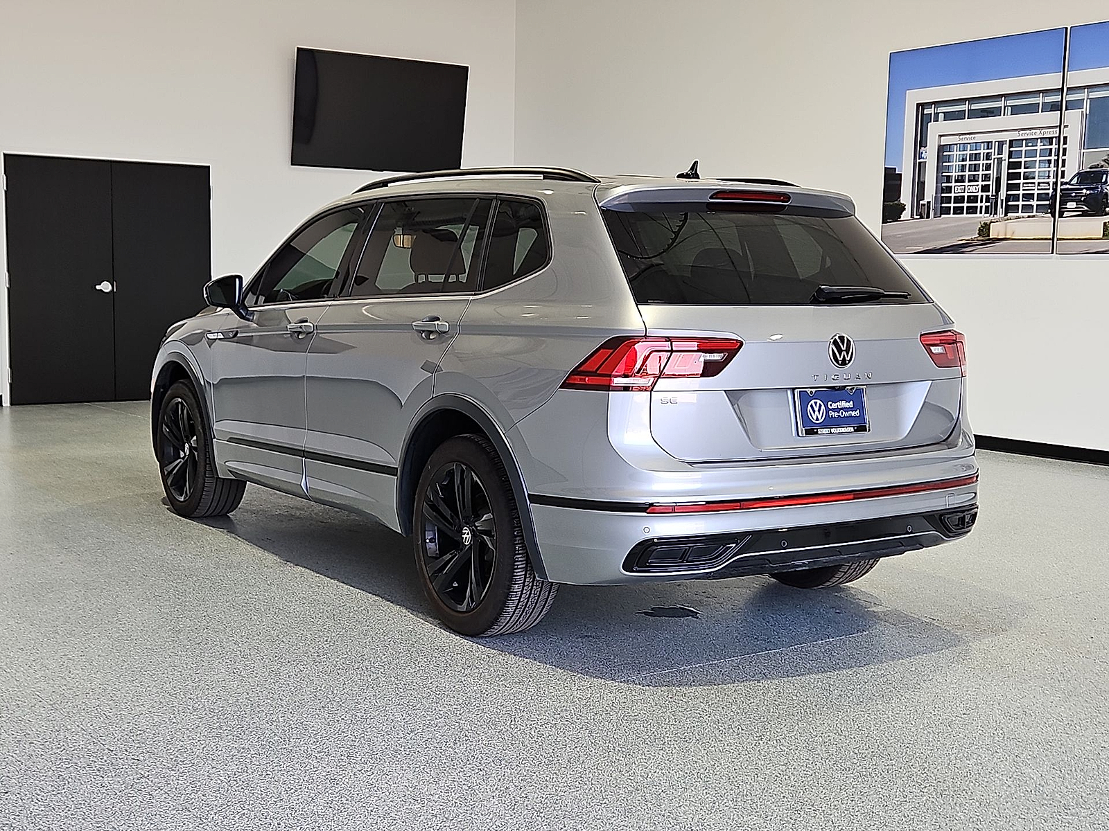 2024 Volkswagen Tiguan 2.0T SE R-Line Black Silver Metallic at Street VW of Amarillo