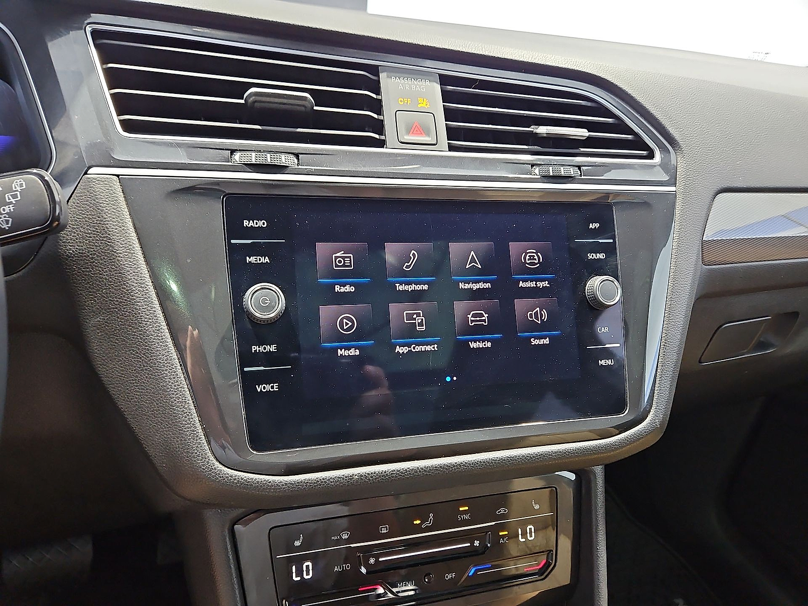2024 Volkswagen Tiguan 2.0T SE Pure White at Street VW of Amarillo