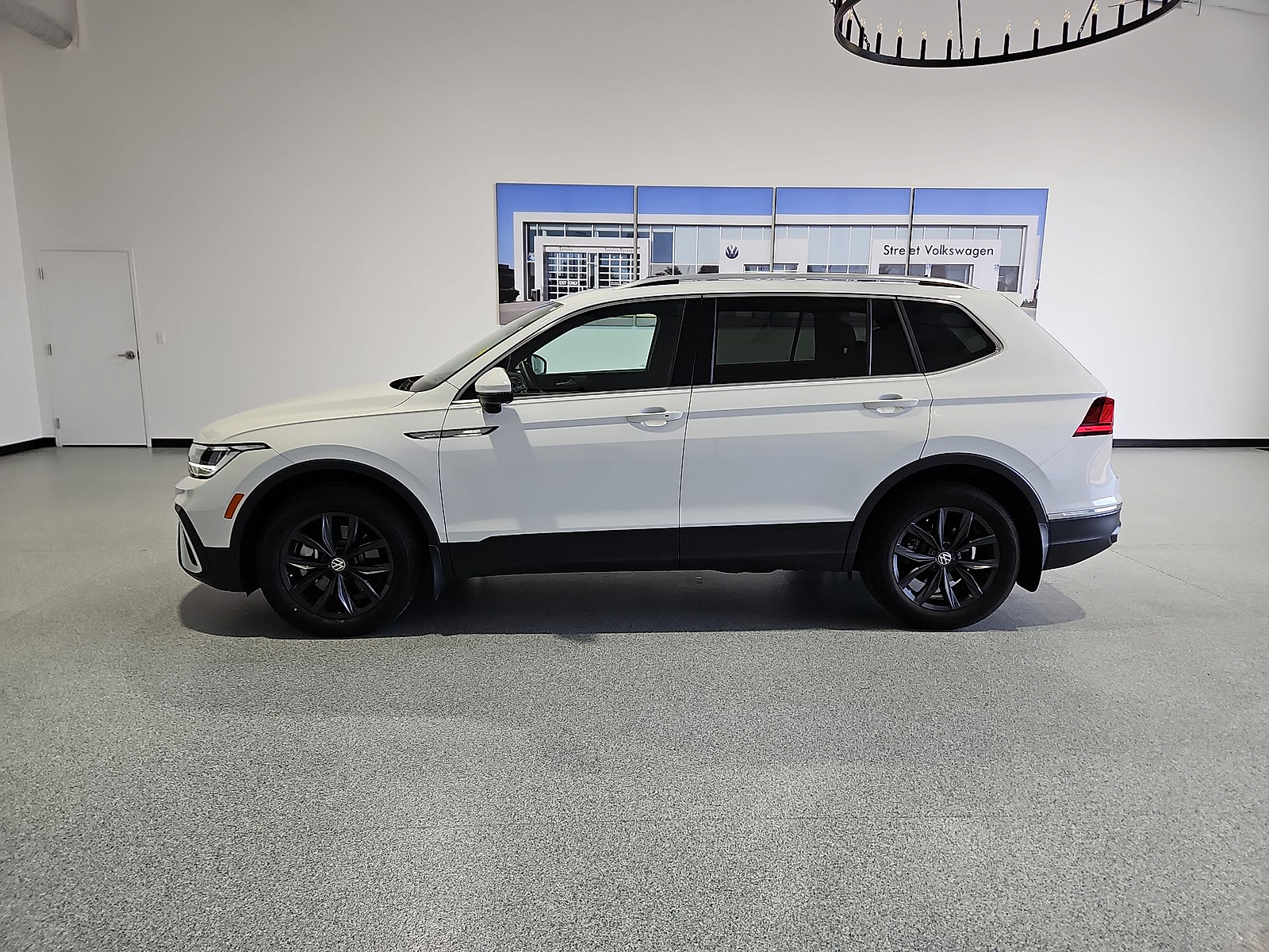 2024 Volkswagen Tiguan 2.0T SE Pure White at Street VW of Amarillo