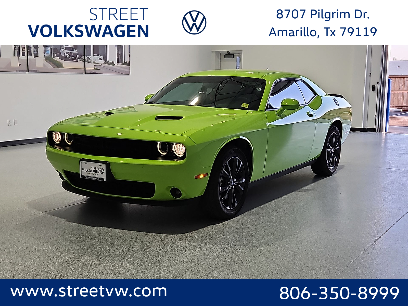 2023 Dodge Challenger SXT AWD - 0