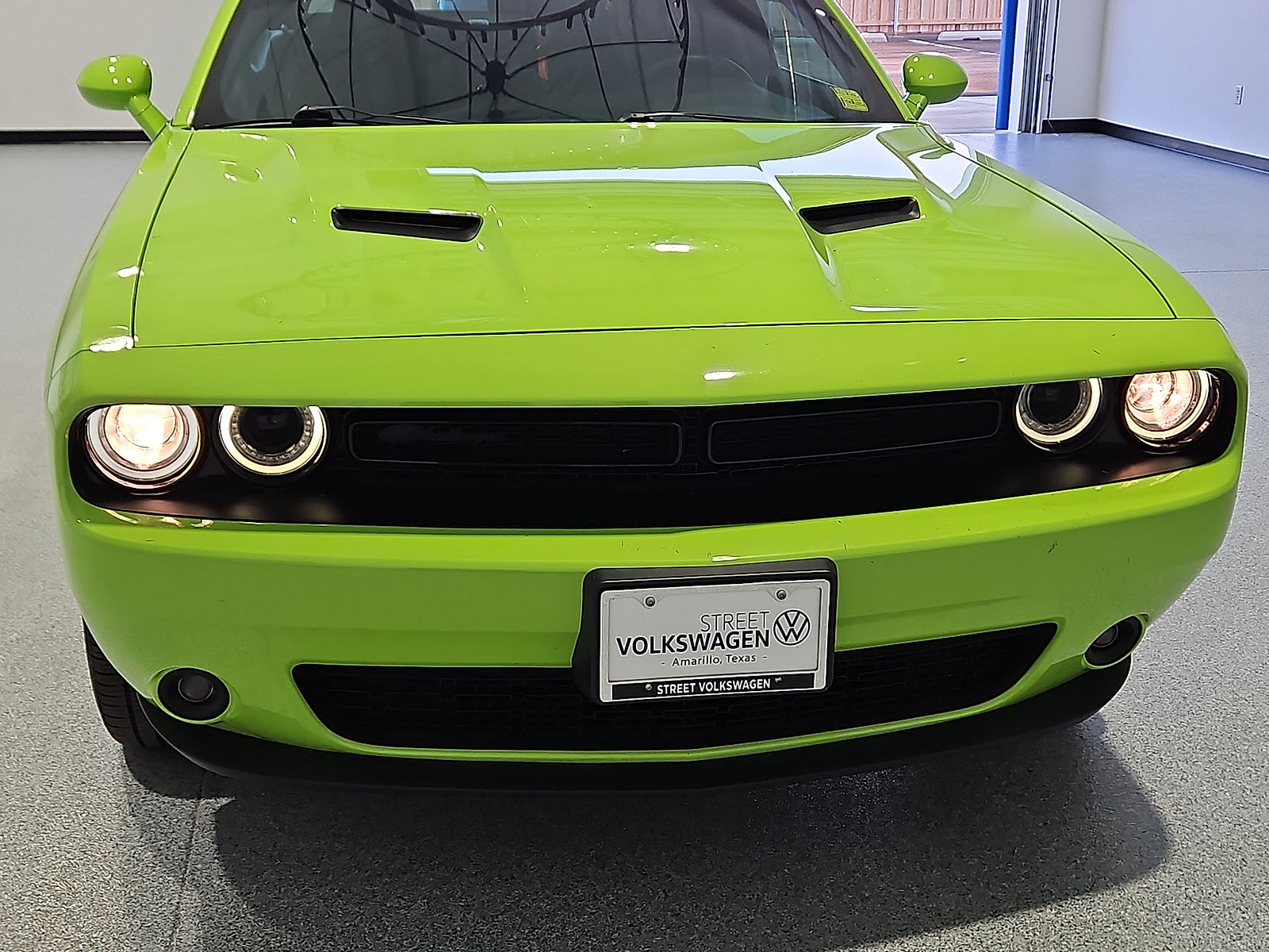 2023 Dodge Challenger SXT AWD - 9