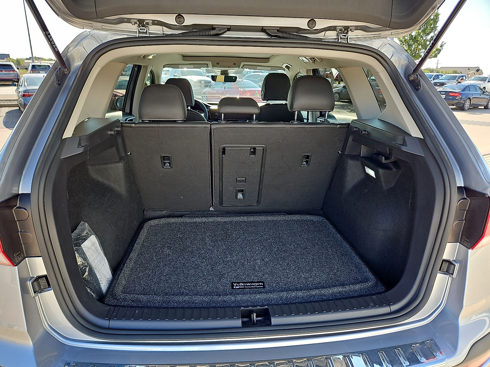 2024 Volkswagen Taos 1.5T SE Pyrite Silver Metallic at Street VW of Amarillo