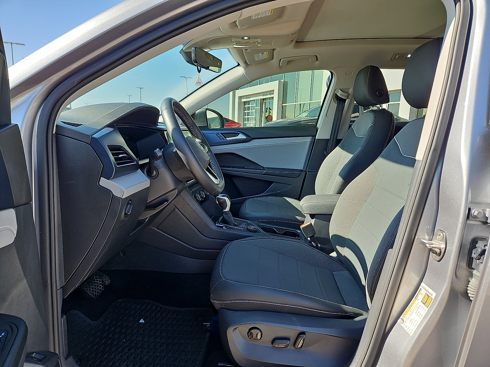 2024 Volkswagen Taos 1.5T SE Pyrite Silver Metallic at Street VW of Amarillo