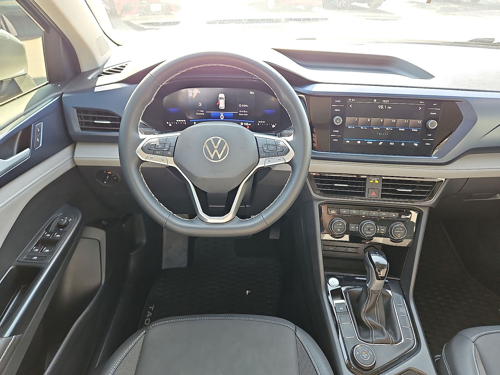 2024 Volkswagen Taos 1.5T SE Pyrite Silver Metallic at Street VW of Amarillo