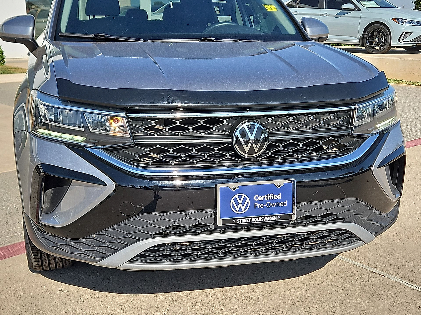 2024 Volkswagen Taos 1.5T SE Pyrite Silver Metallic at Street VW of Amarillo