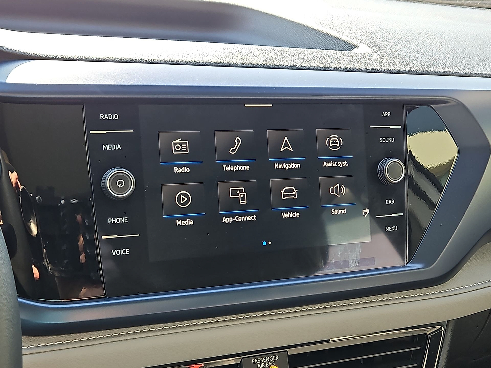 2024 Volkswagen Taos 1.5T SE Pyrite Silver Metallic at Street VW of Amarillo