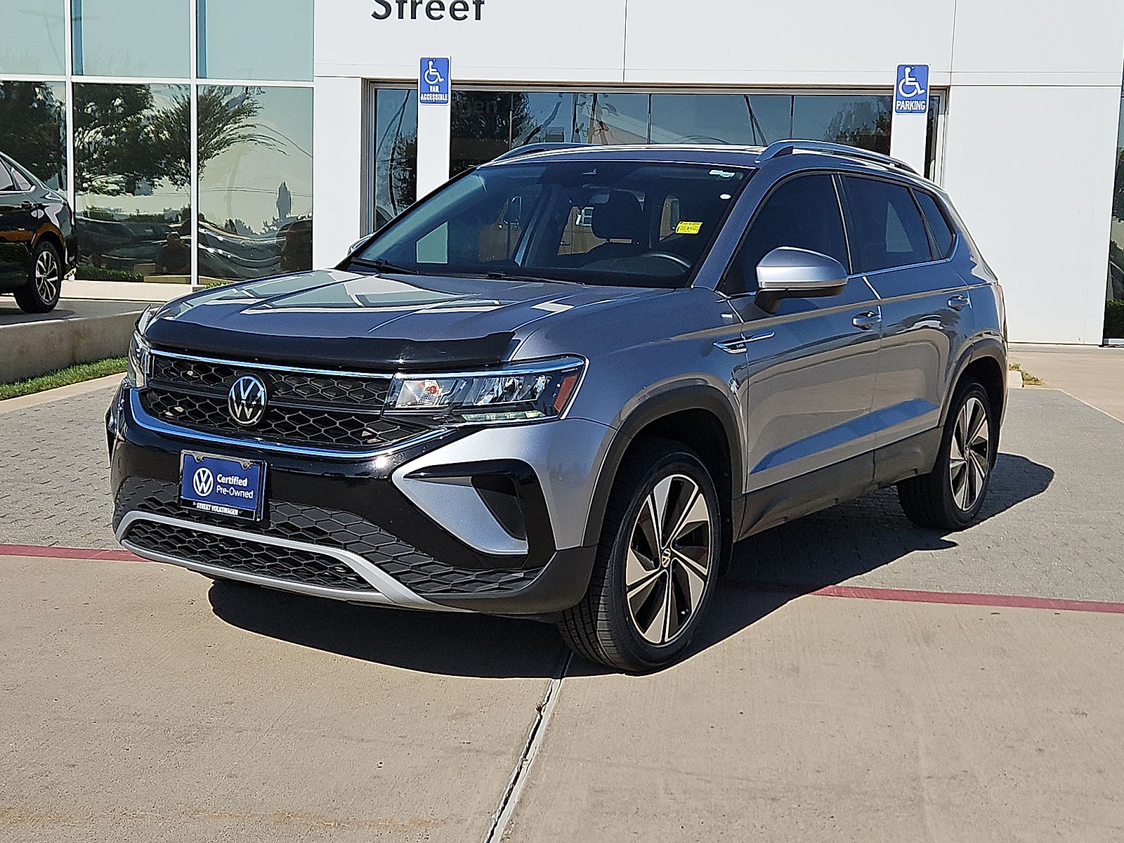 2024 Volkswagen Taos 1.5T SE Pyrite Silver Metallic at Street VW of Amarillo