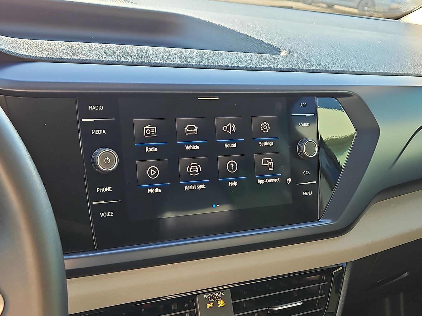 2022 Volkswagen Taos 1.5T SE Dusk Blue Metallic at Street VW of Amarillo
