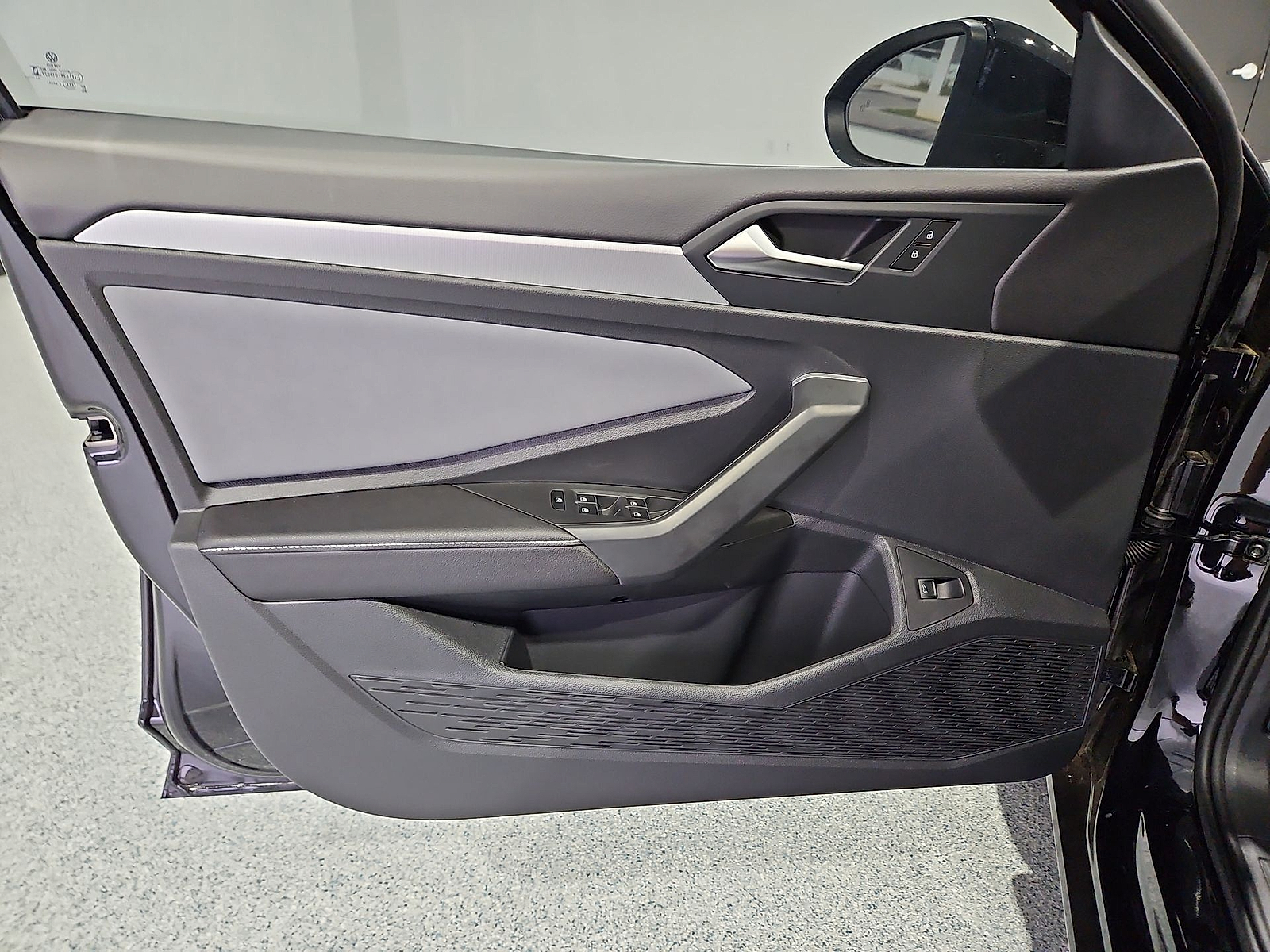 2027 Volkswagen Jetta photo 15 of 22