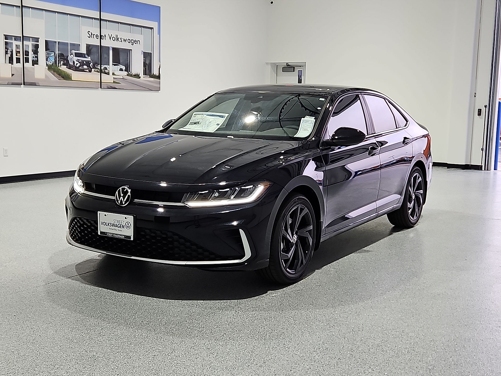 2027 Volkswagen Jetta photo 4 of 22