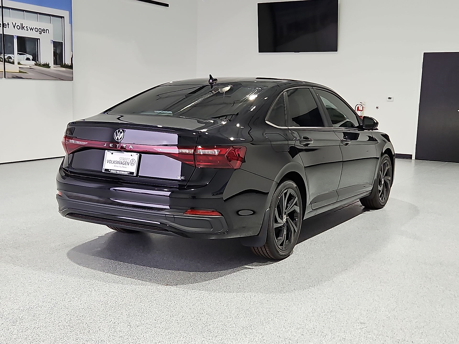 2027 Volkswagen Jetta photo 8 of 22