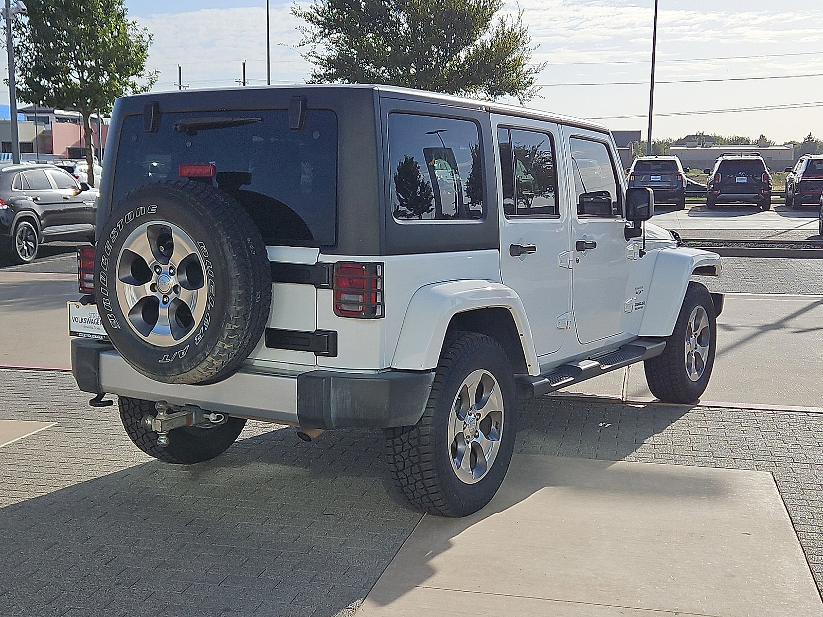 2017 Jeep Wrangler Unlimited photo 8 of 22