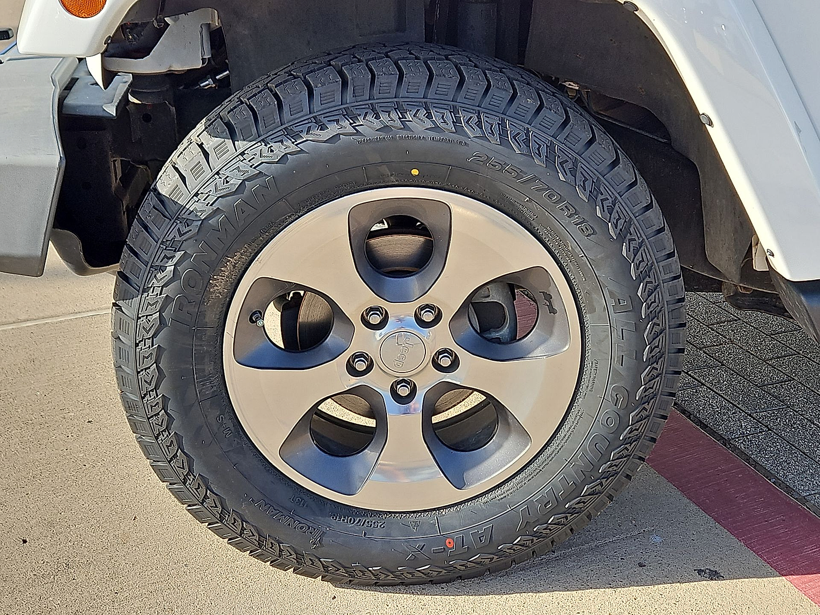 2017 Jeep Wrangler Unlimited photo 11 of 22