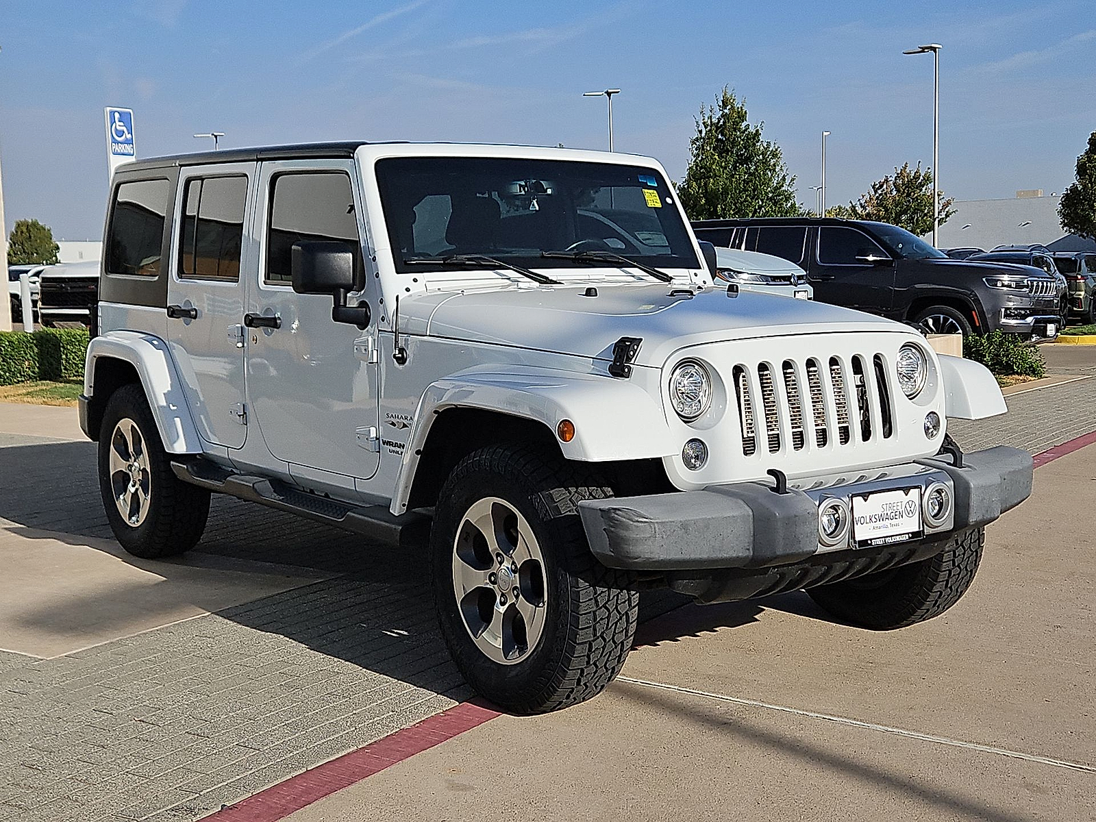 2017 Jeep Wrangler Unlimited photo 2 of 22