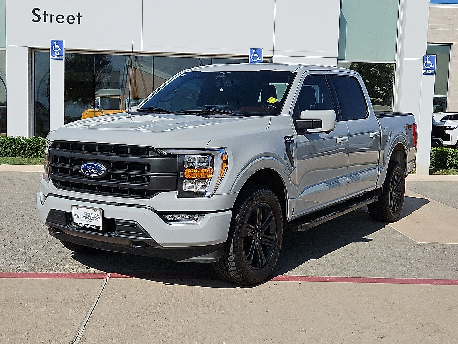 2023 Ford F-150 LARIAT Avalanche at Street VW of Amarillo