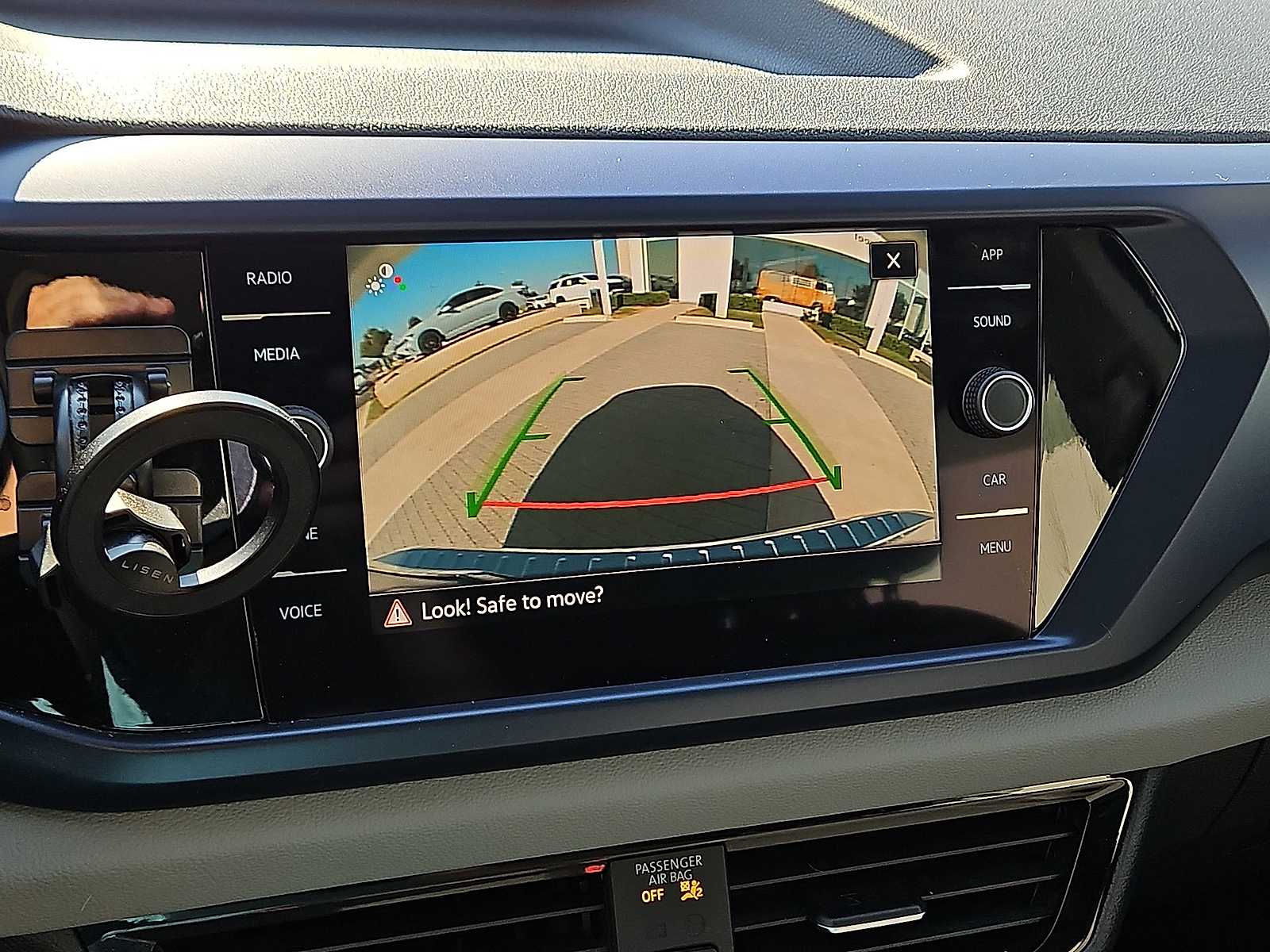 2023 Volkswagen Taos 1.5T SE Pure White at Street VW of Amarillo