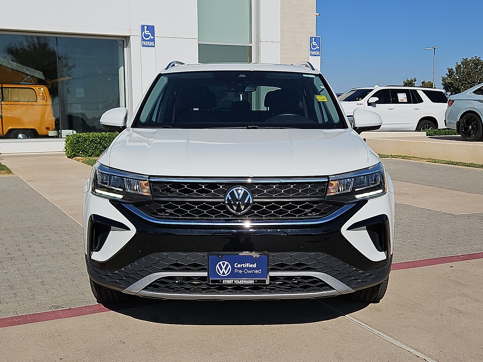 2023 Volkswagen Taos 1.5T SE Pure White at Street VW of Amarillo