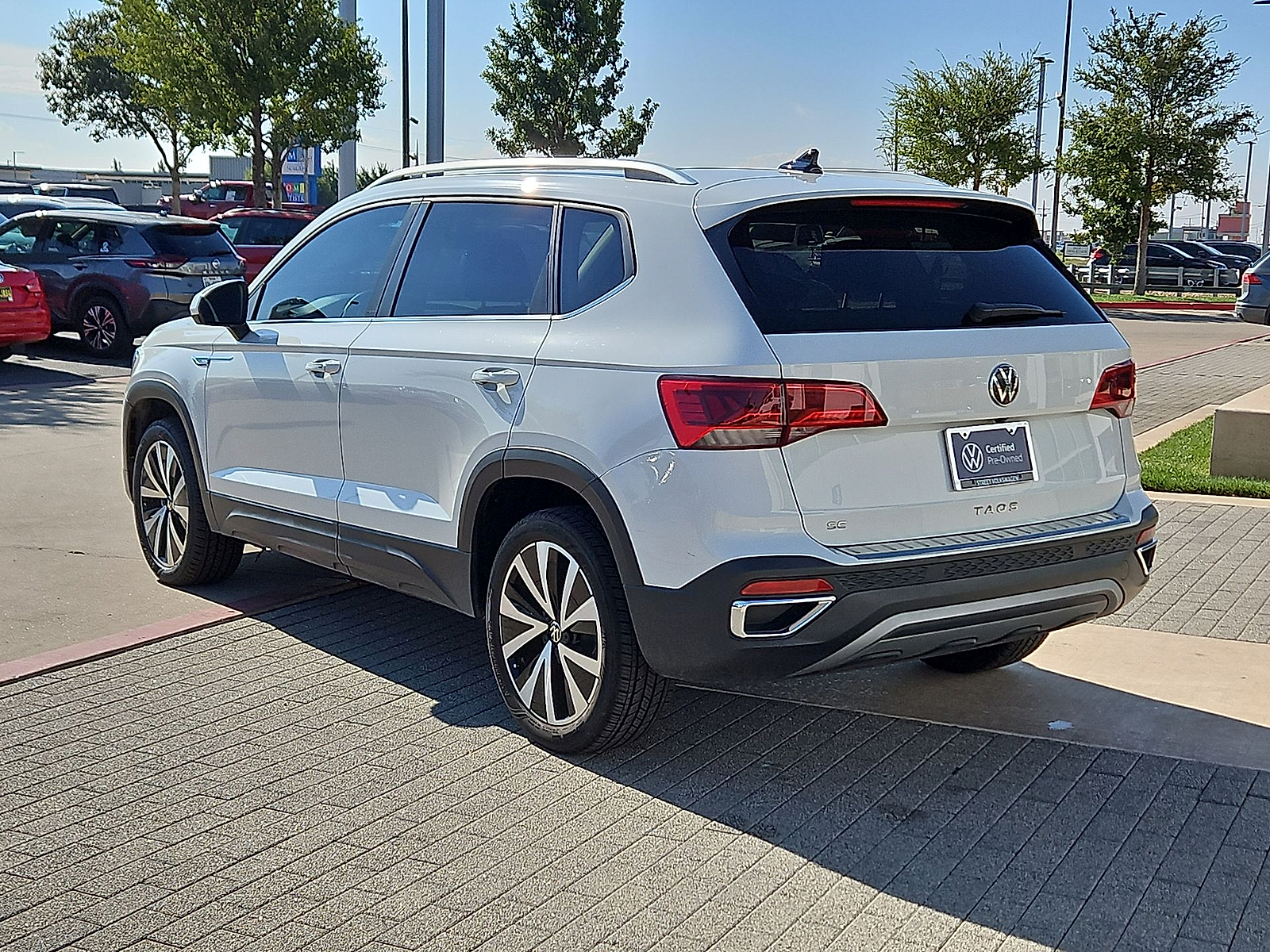 2023 Volkswagen Taos 1.5T SE Pure White at Street VW of Amarillo
