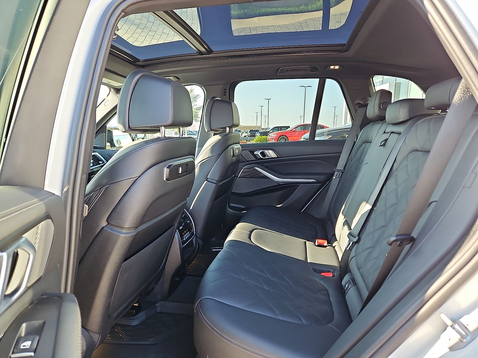 2024 BMW X5 M60i White Metallic at Bobby Duby Motors