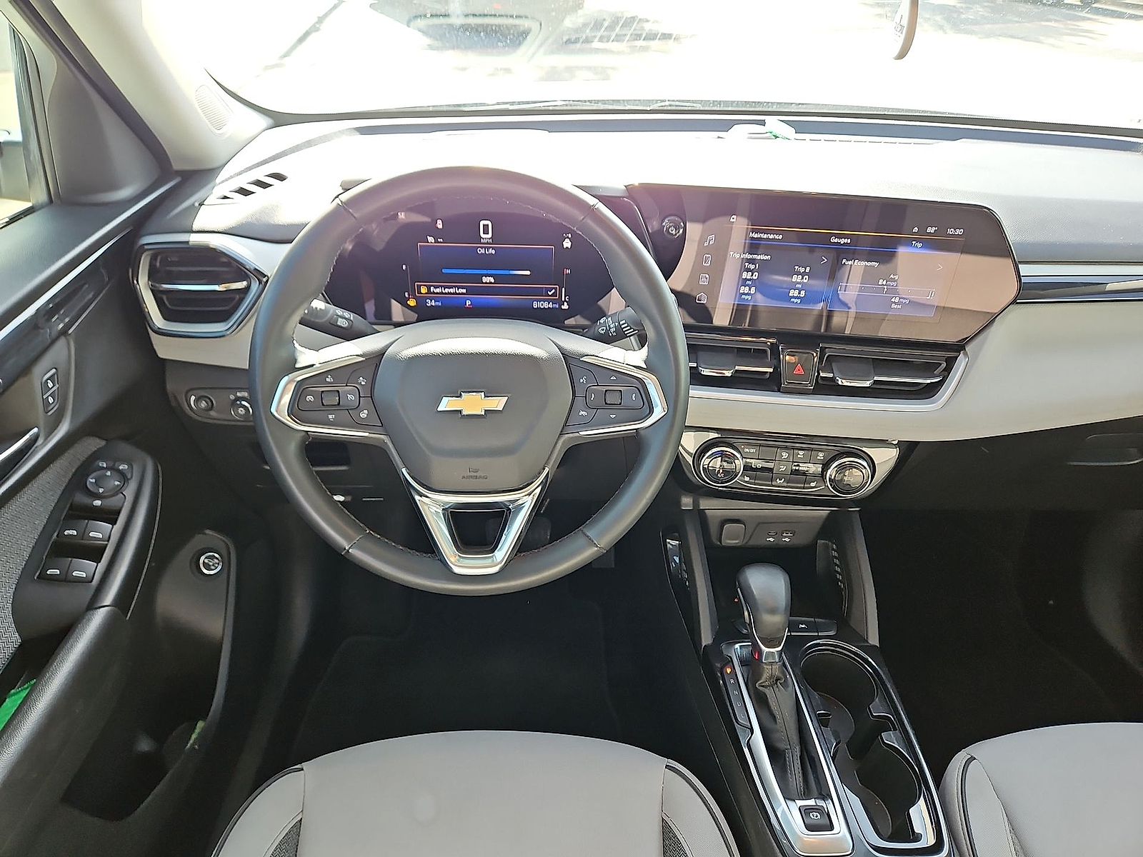 2024 Chevrolet Trailblazer FWD LT Pearl at Bobby Duby Motors