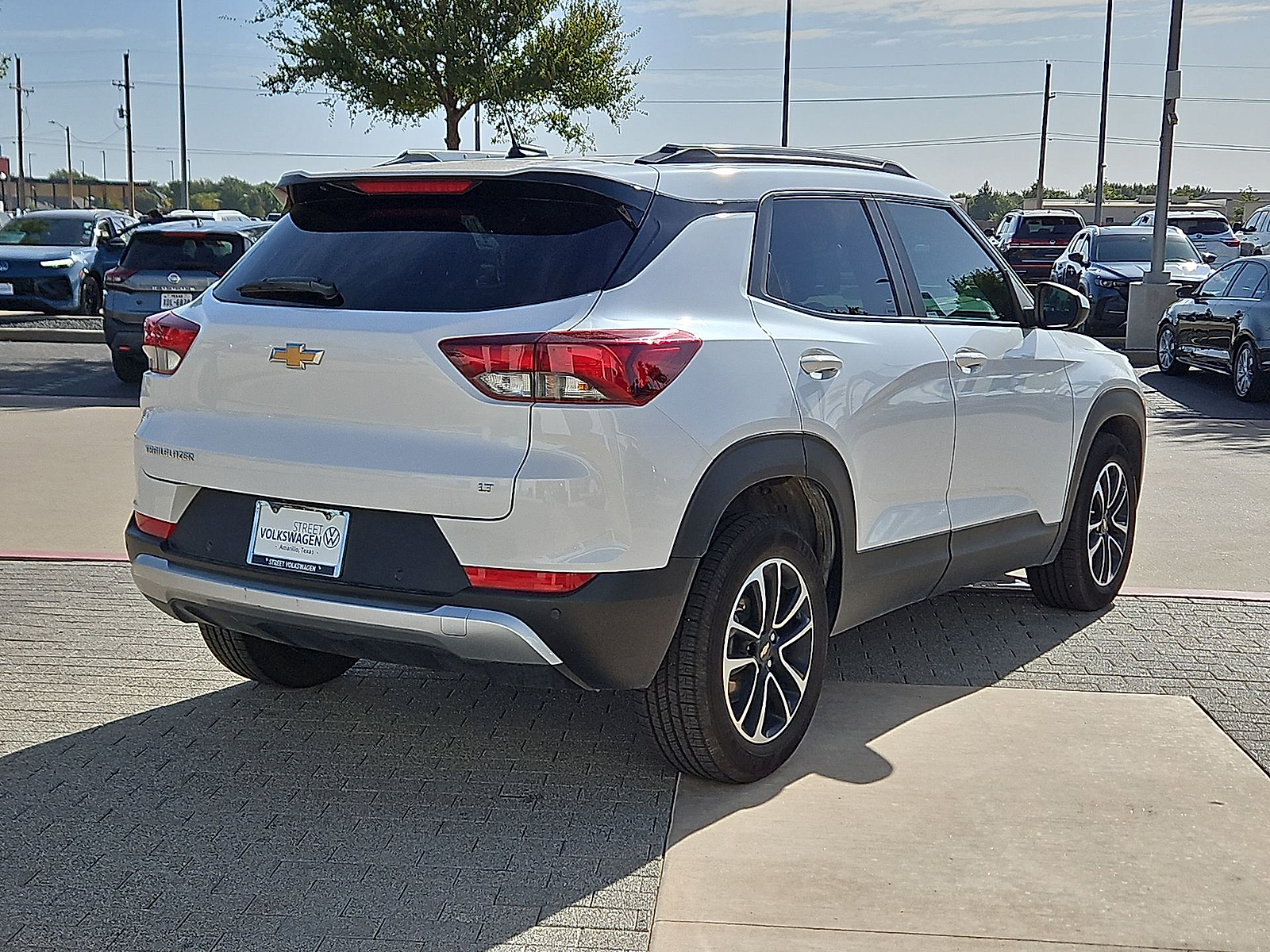 2024 Chevrolet Trailblazer FWD LT Pearl at Bobby Duby Motors