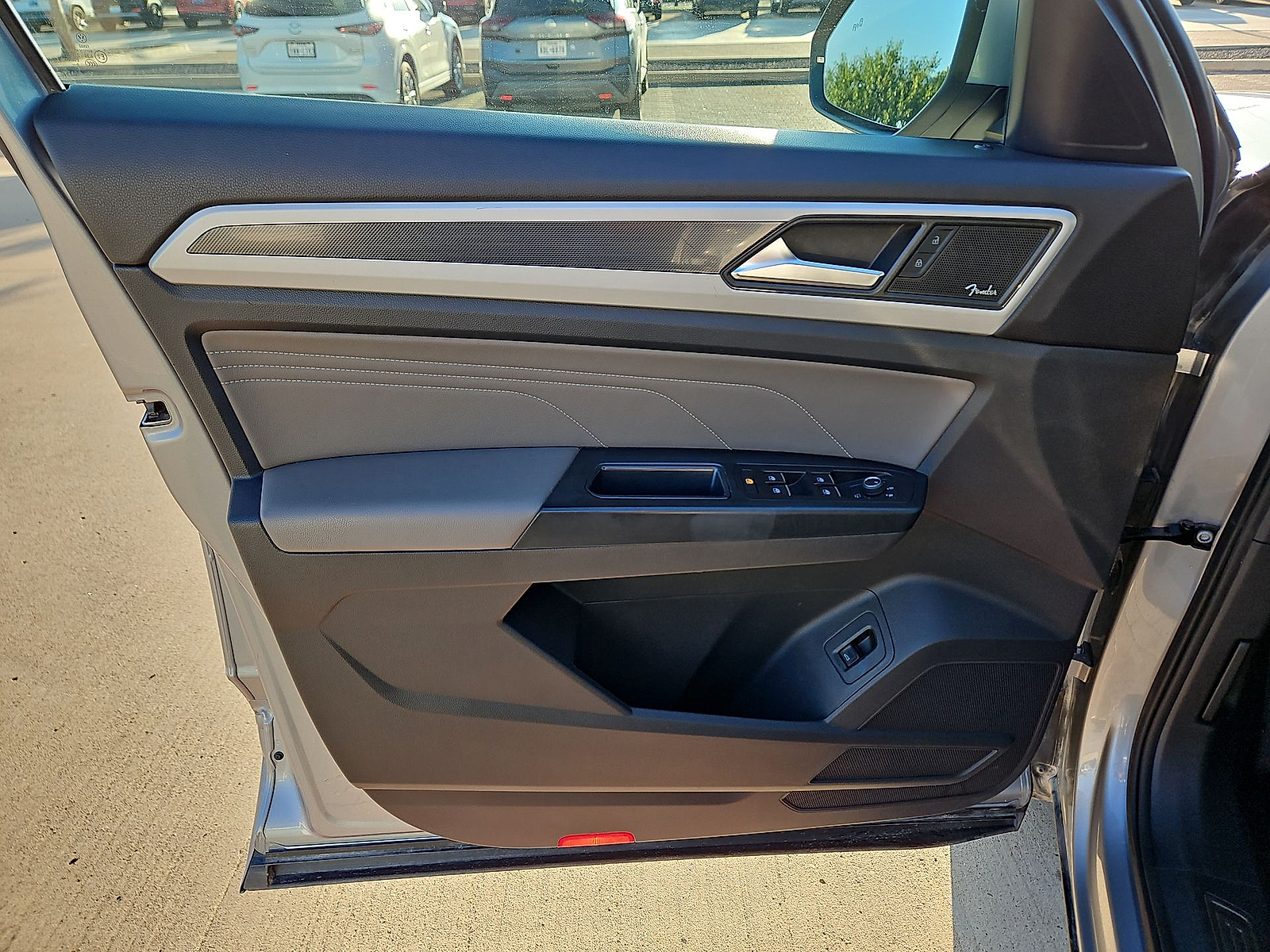 2021 Volkswagen Atlas photo 15 of 22