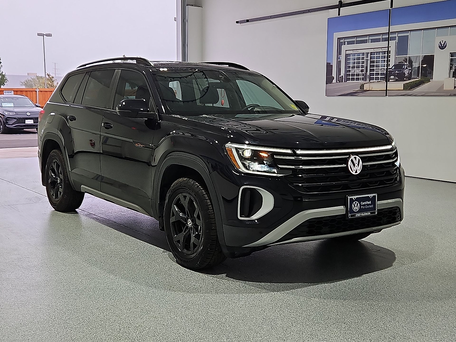 2024 Volkswagen Atlas 2.0T Peak Edition SEL Deep Black at Bobby Duby Motors