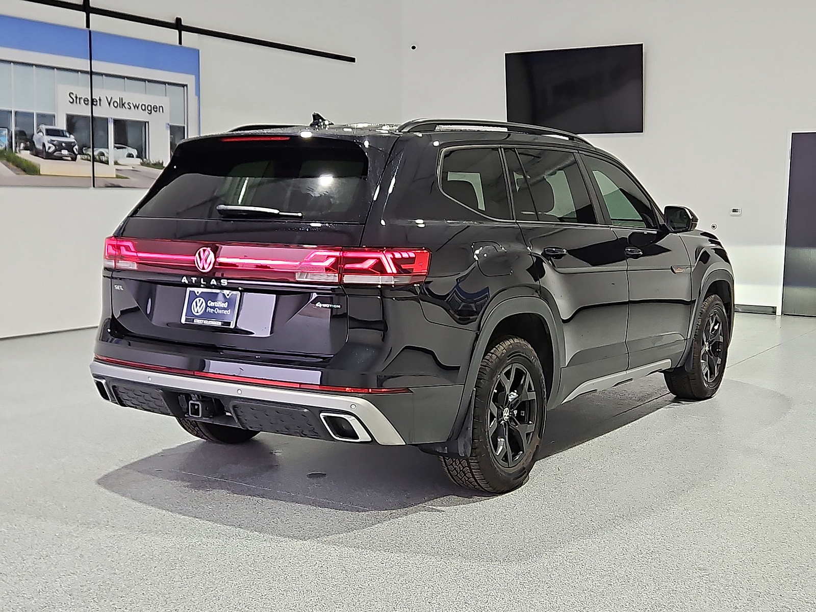 2024 Volkswagen Atlas 2.0T Peak Edition SEL Deep Black at Bobby Duby Motors