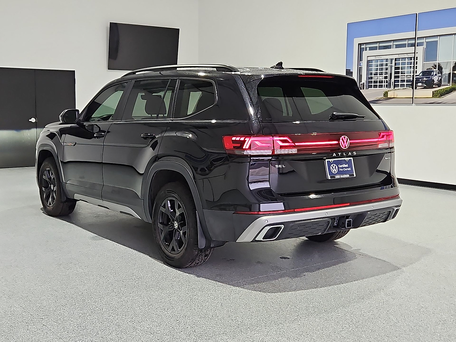 2024 Volkswagen Atlas 2.0T Peak Edition SEL Deep Black at Bobby Duby Motors