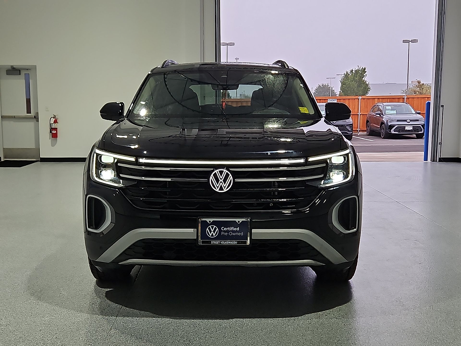 2024 Volkswagen Atlas 2.0T Peak Edition SEL Deep Black at Bobby Duby Motors