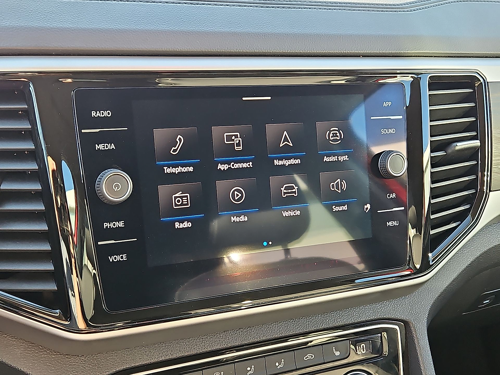 2023 Volkswagen Atlas 3.6L V6 SE w/Technology Red Metallic at Street VW of Amarillo