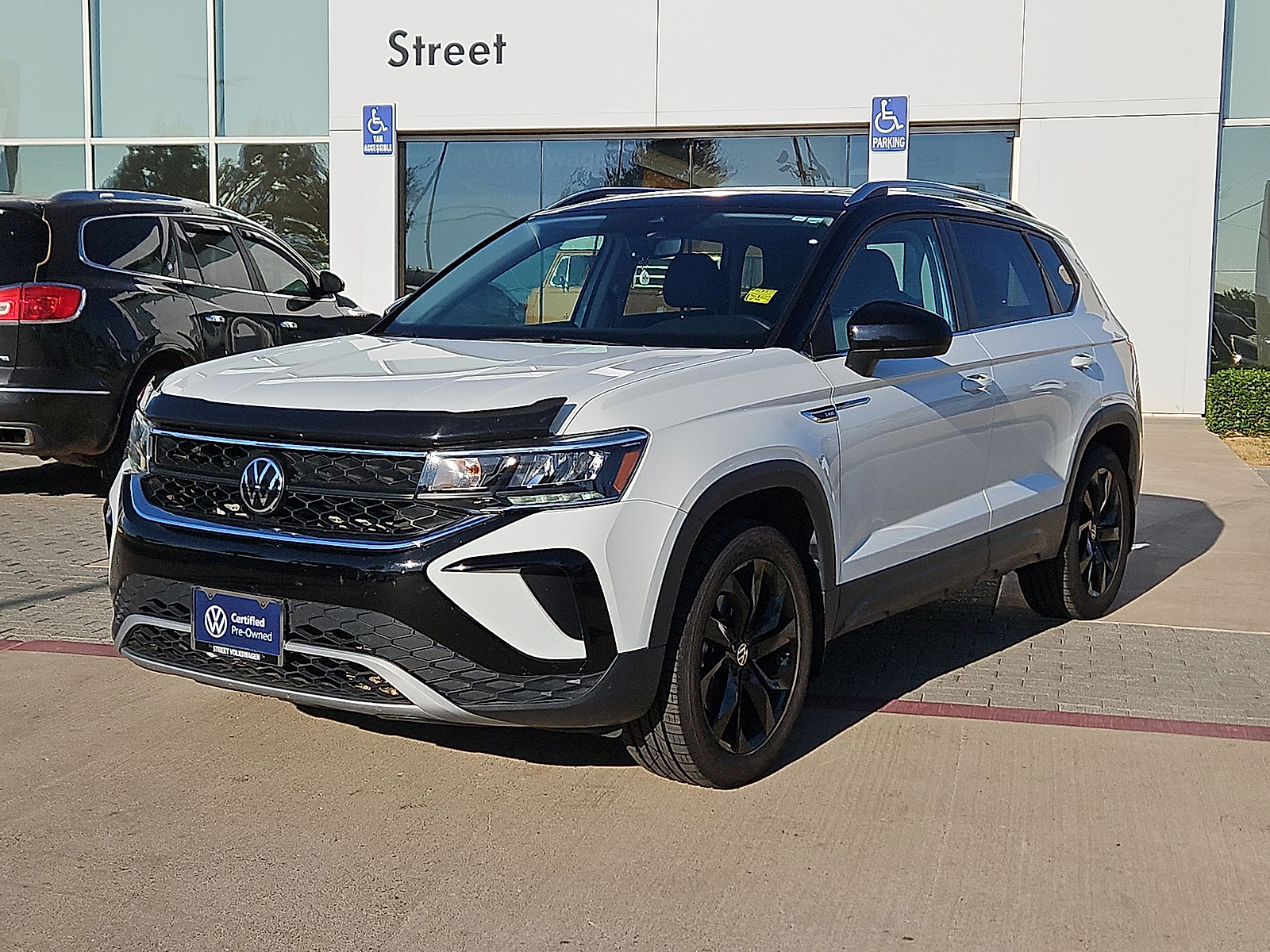 2024 Volkswagen Taos 1.5T SE Pure White at Street VW of Amarillo