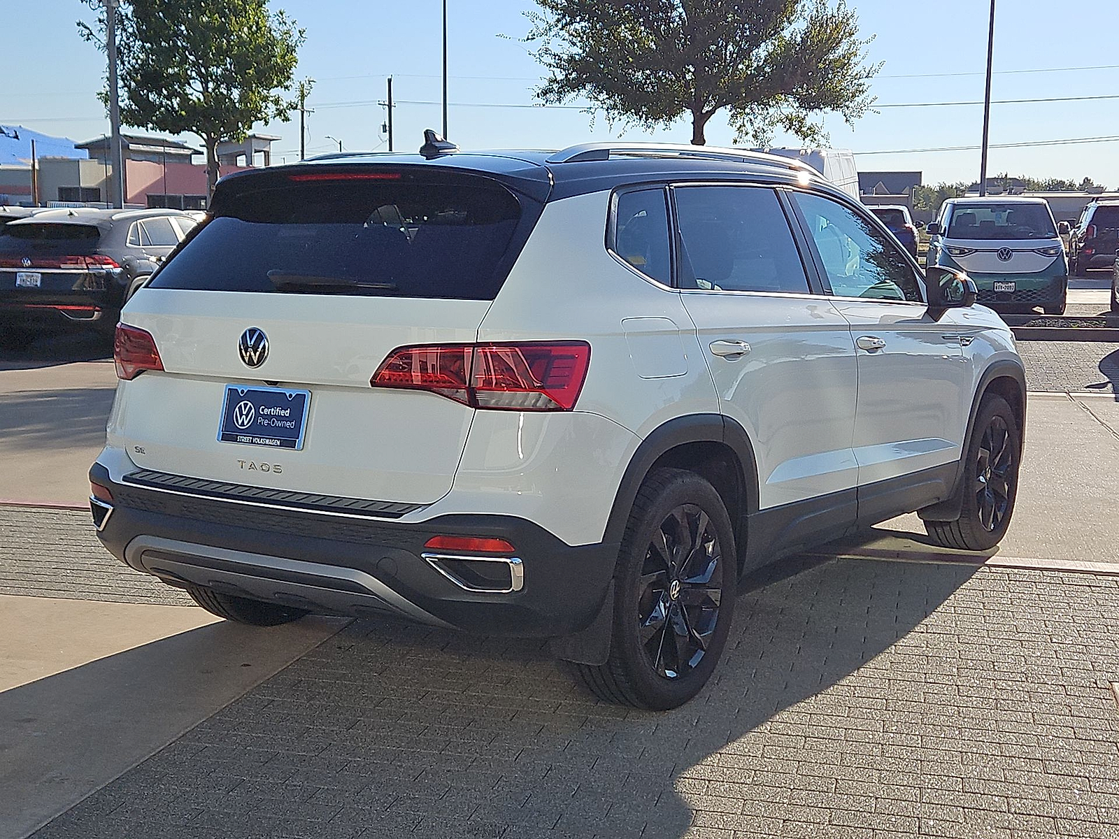 2024 Volkswagen Taos 1.5T SE Pure White at Street VW of Amarillo