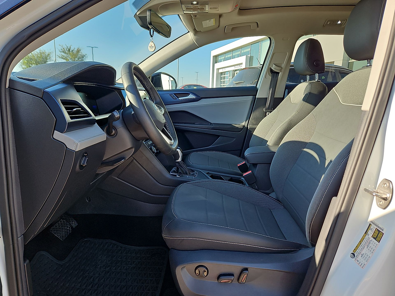 2024 Volkswagen Taos 1.5T SE Pure White at Street VW of Amarillo
