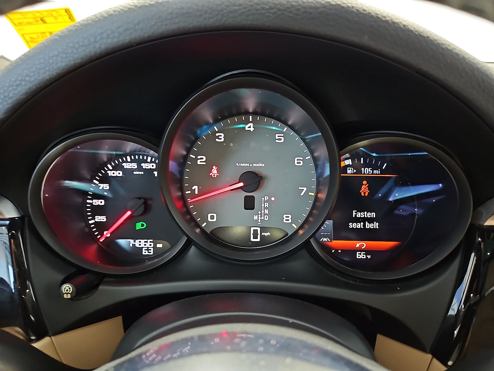 2019 Porsche Macan photo 19 of 22