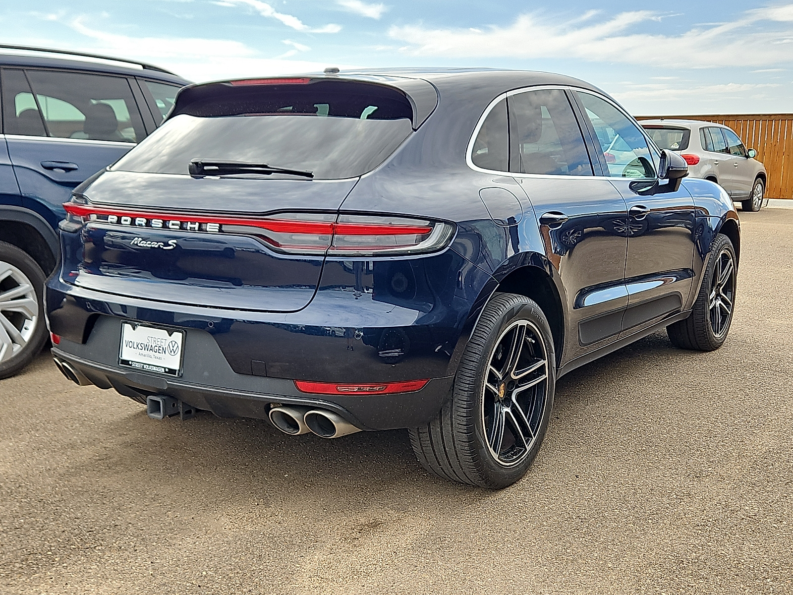 2019 Porsche Macan S - 1