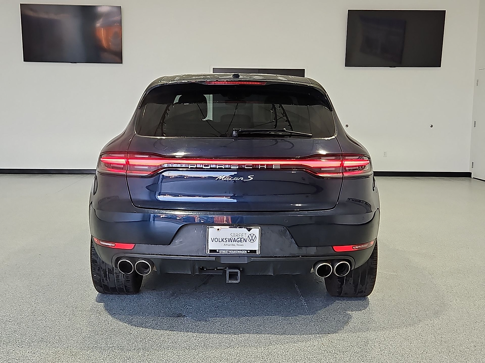 2019 Porsche Macan photo 7 of 22