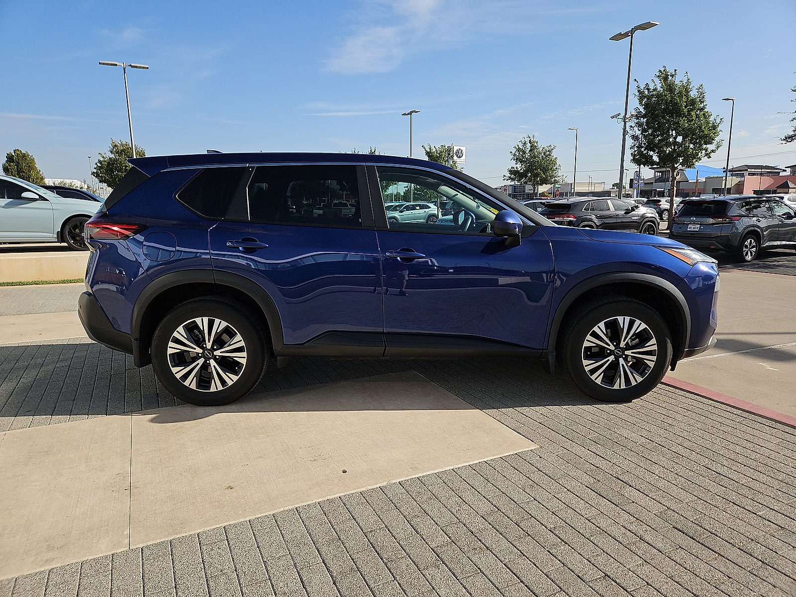 2023 Nissan Rogue SV FWD Caspian Blue Metallic at Bobby Duby Motors