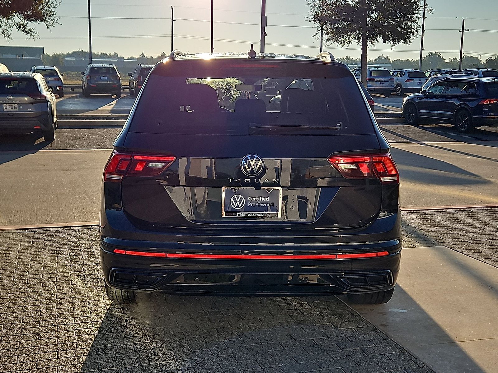 2024 Volkswagen Tiguan photo 7 of 22