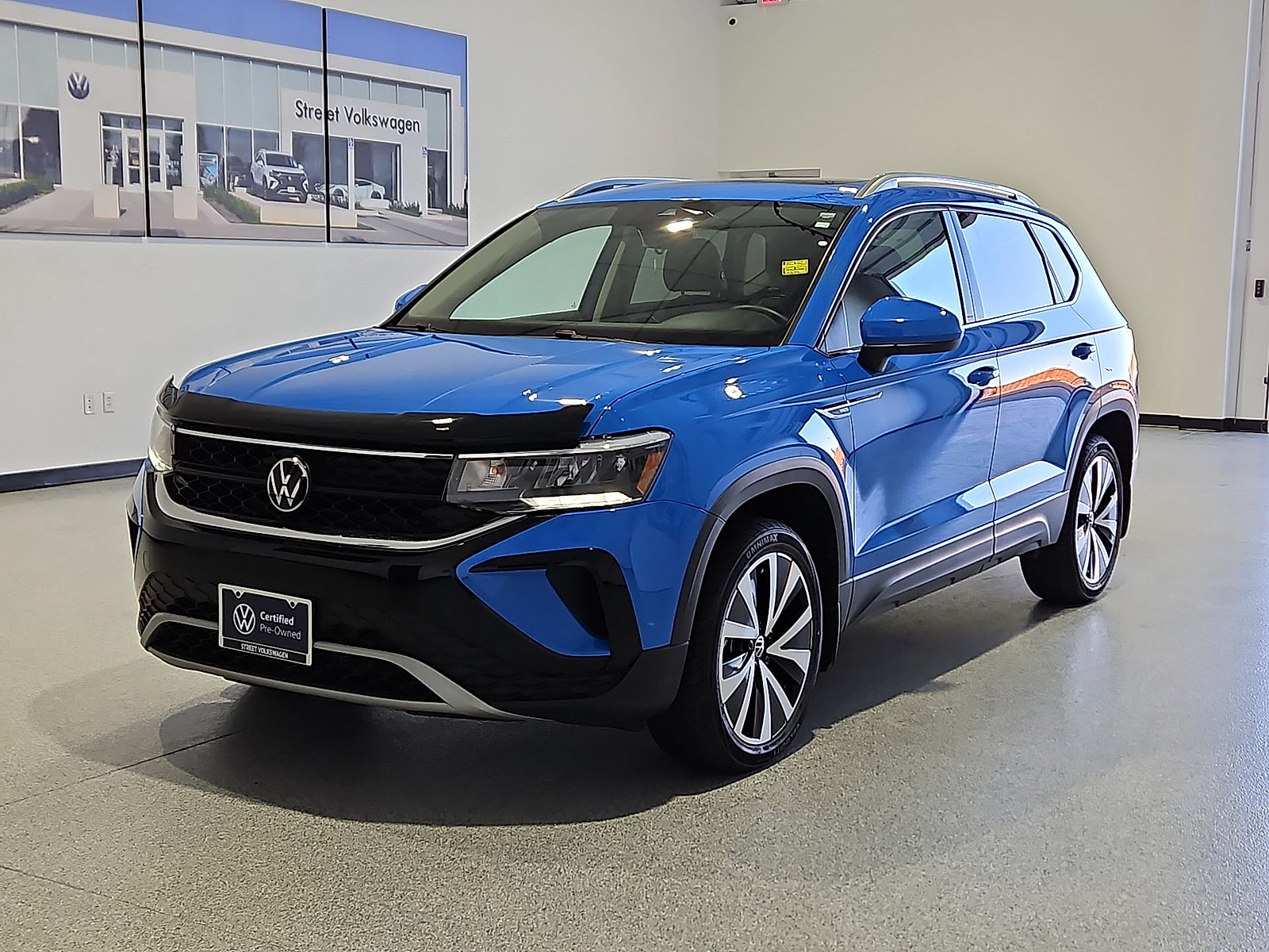2024 Volkswagen Taos photo 4 of 22