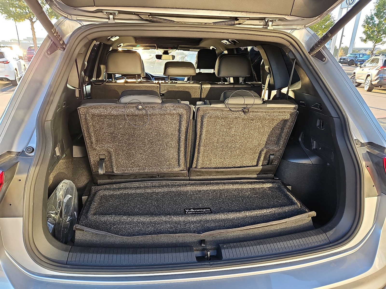2024 Volkswagen Tiguan photo 12 of 22