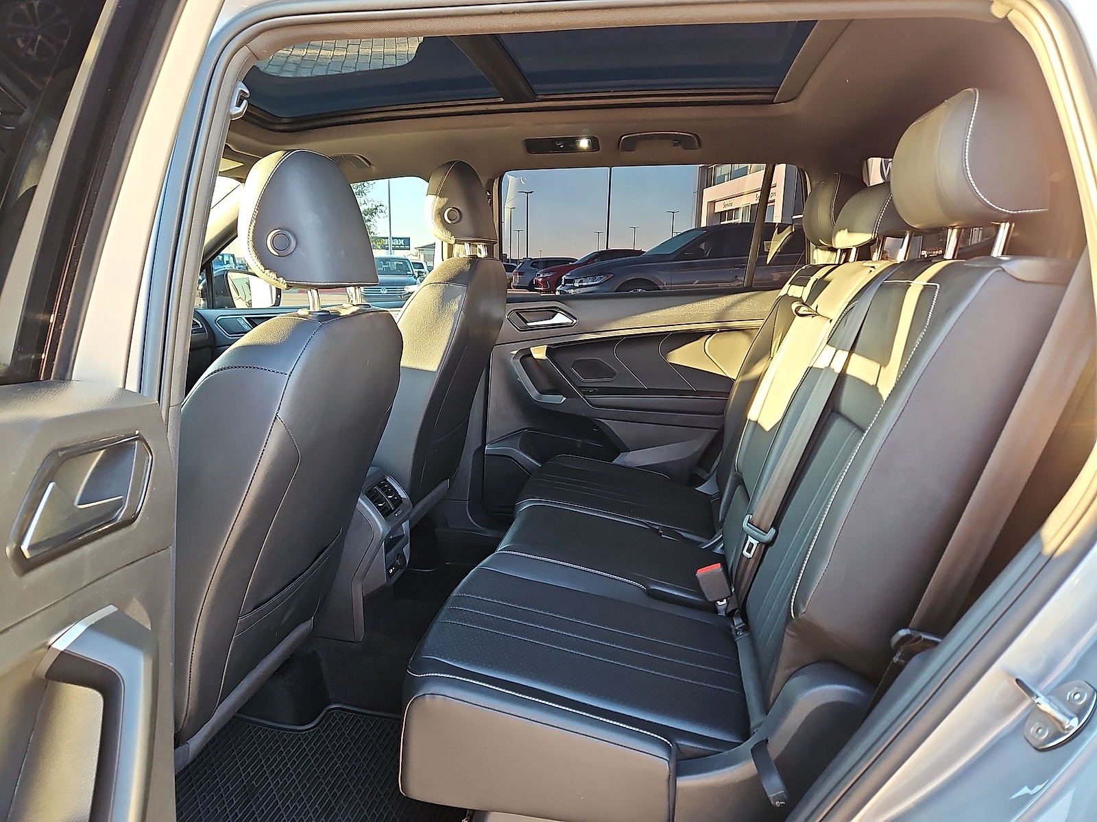 2024 Volkswagen Tiguan photo 13 of 22